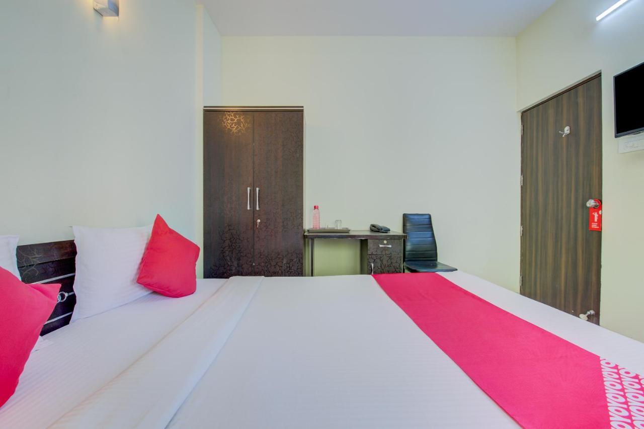 Hotel E Serai プネ エクステリア 写真