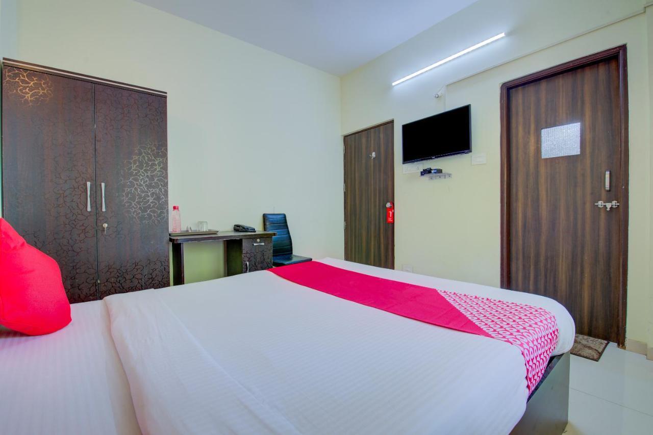 Hotel E Serai プネ エクステリア 写真